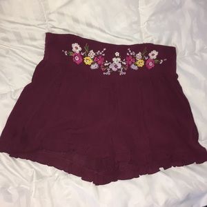 Maroon floral flowy shorts